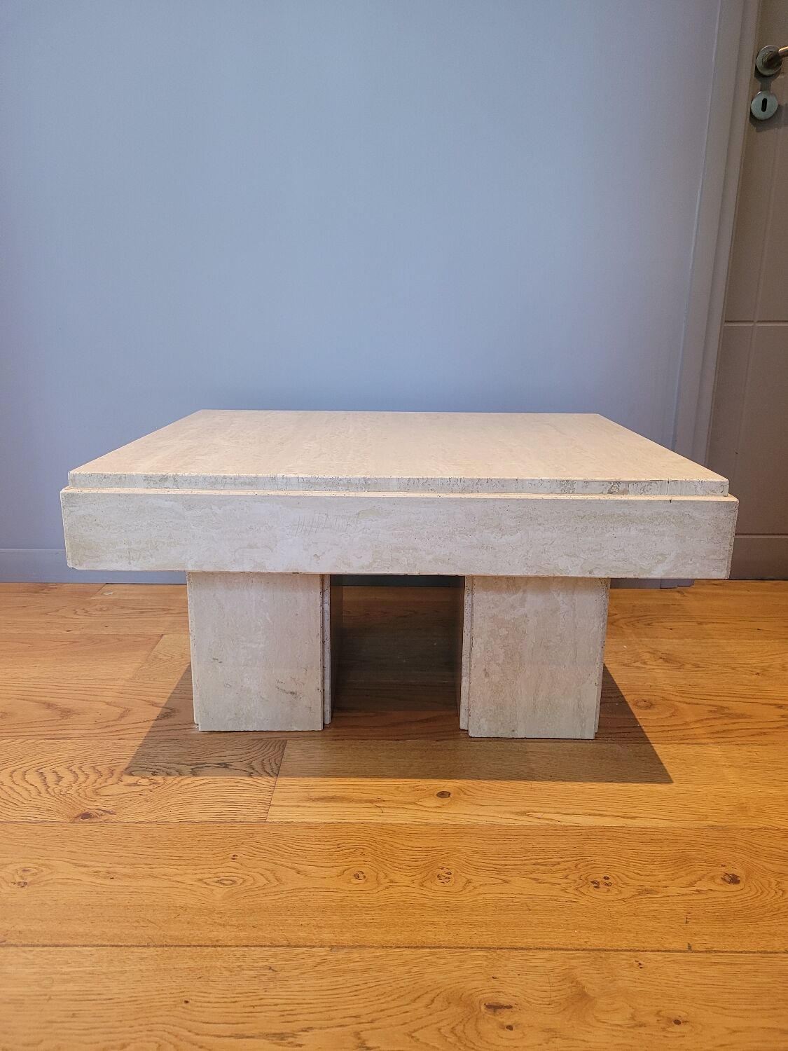 Table basse en travertin