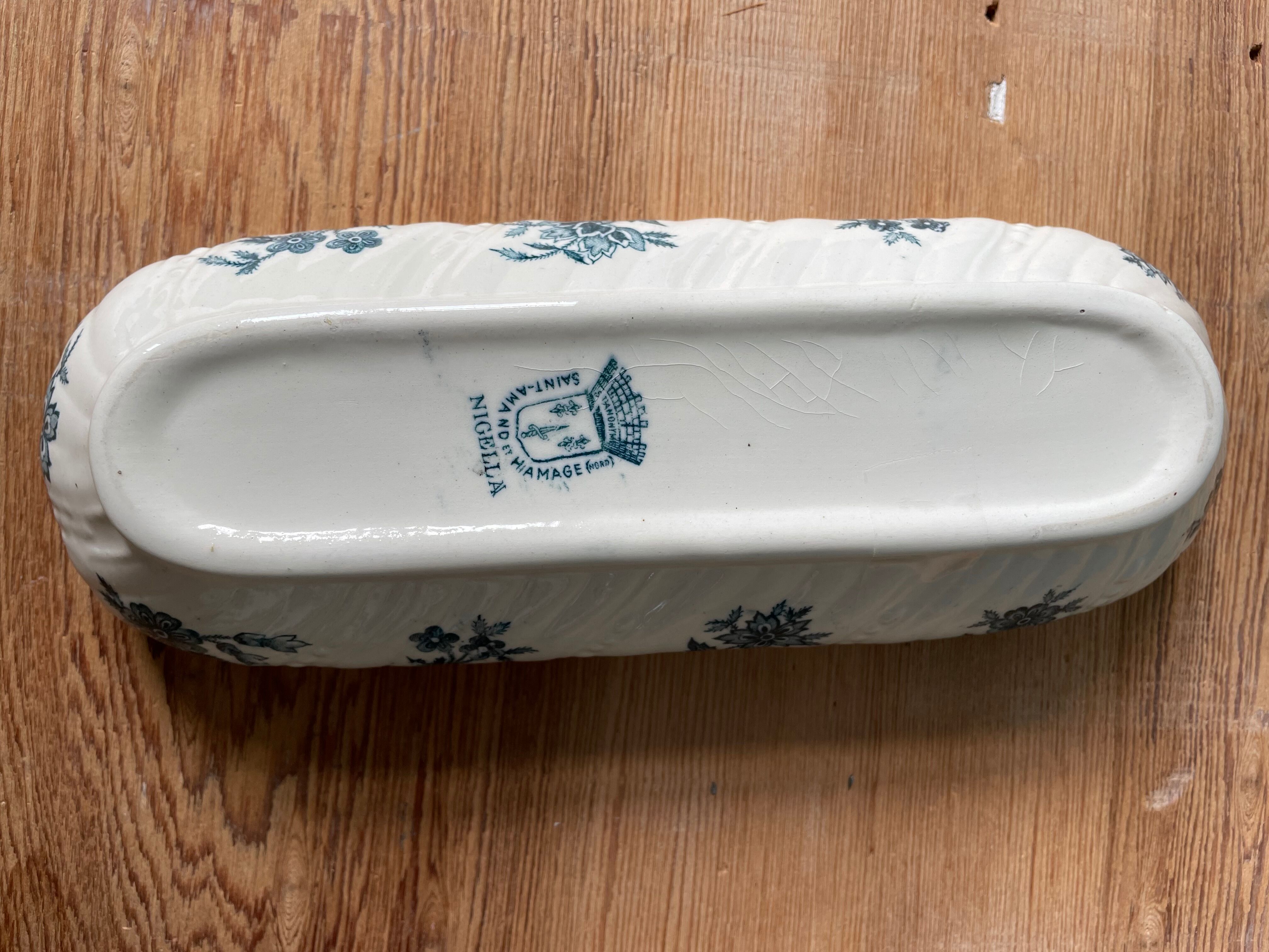 1900 toothbrush box in St Amand and Hamage earthenware, Nigella collection