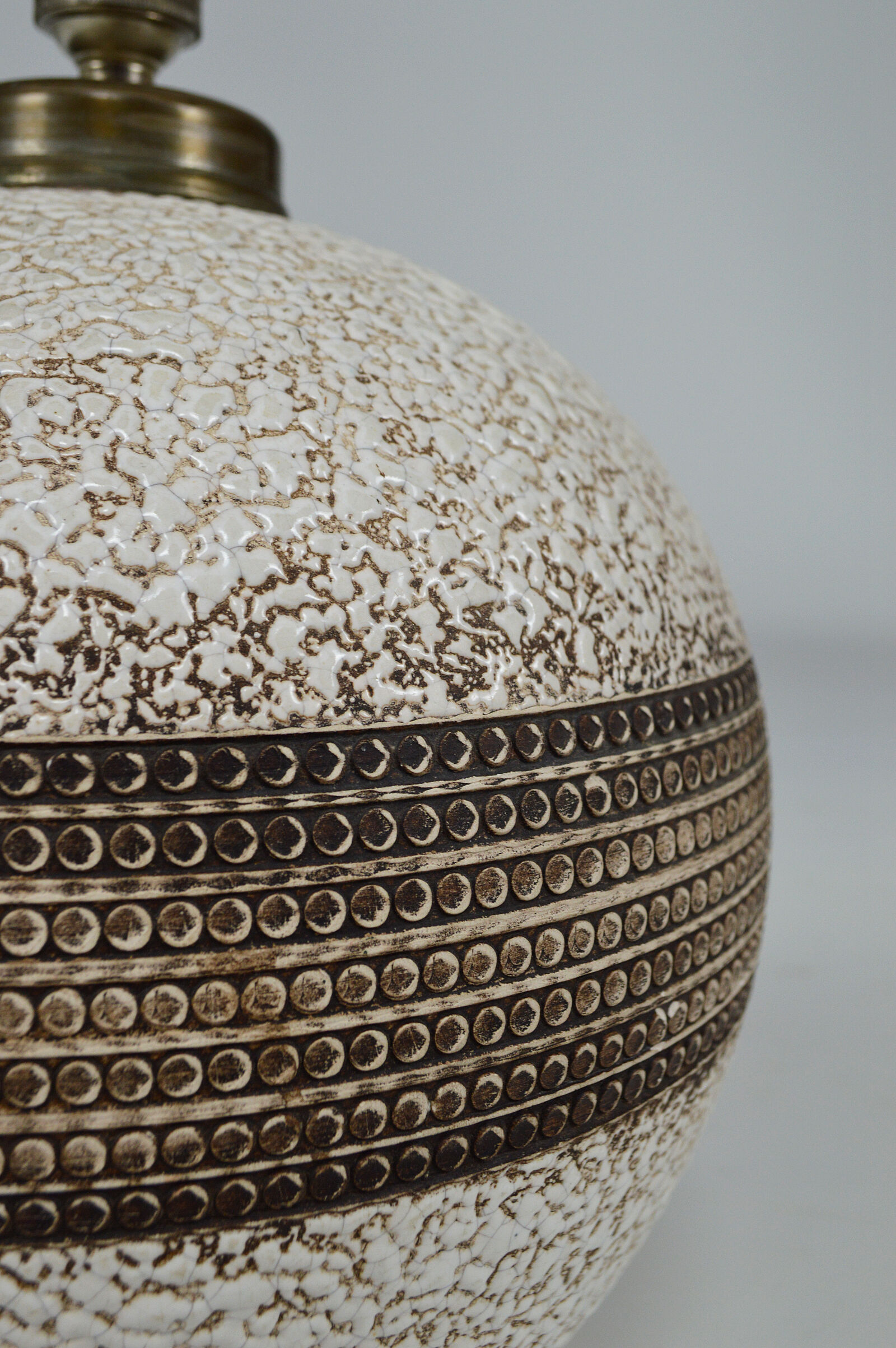 Round art deco ceramic lamp besnard style