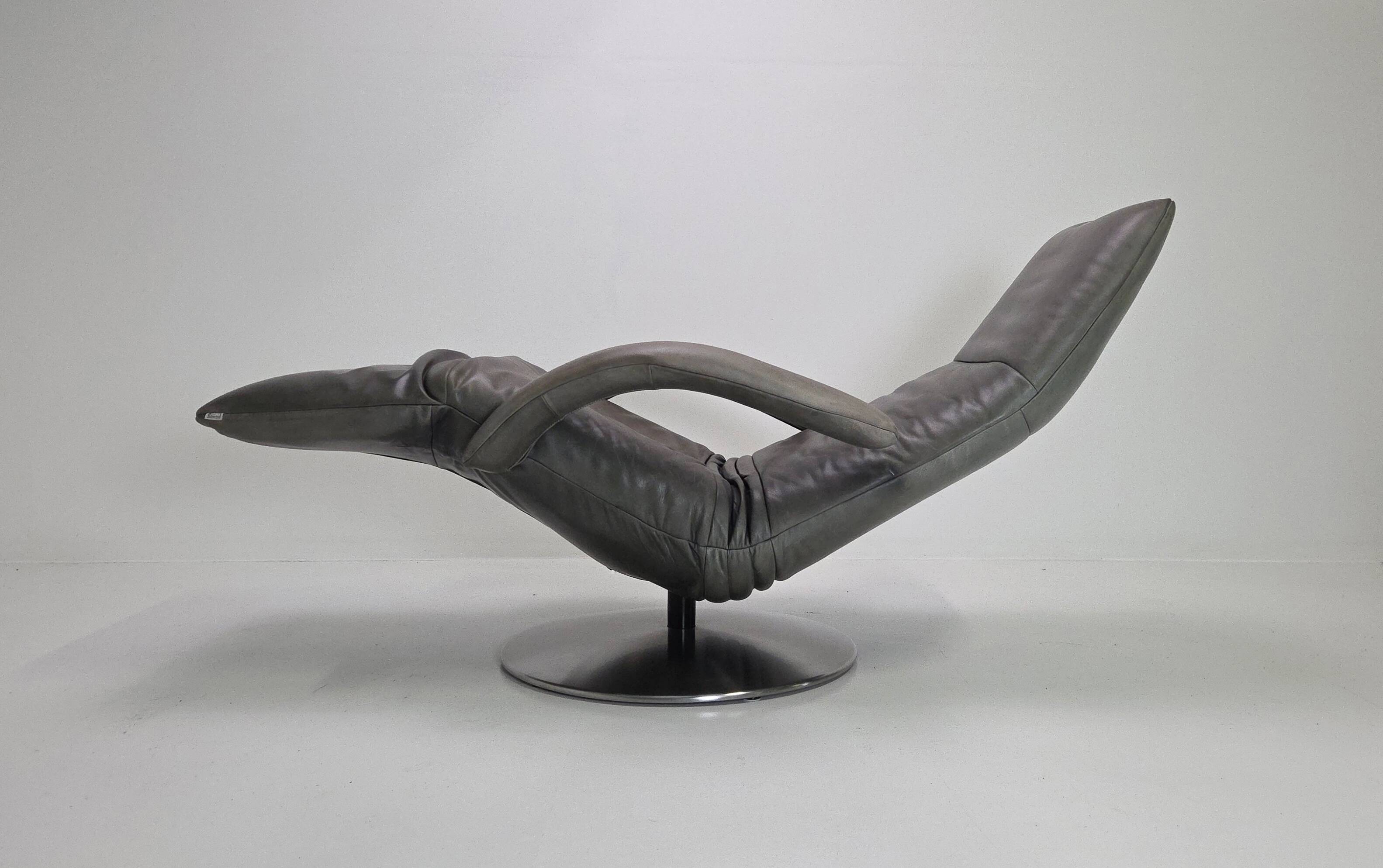 Jori Yoga Recliner – Mono-Move