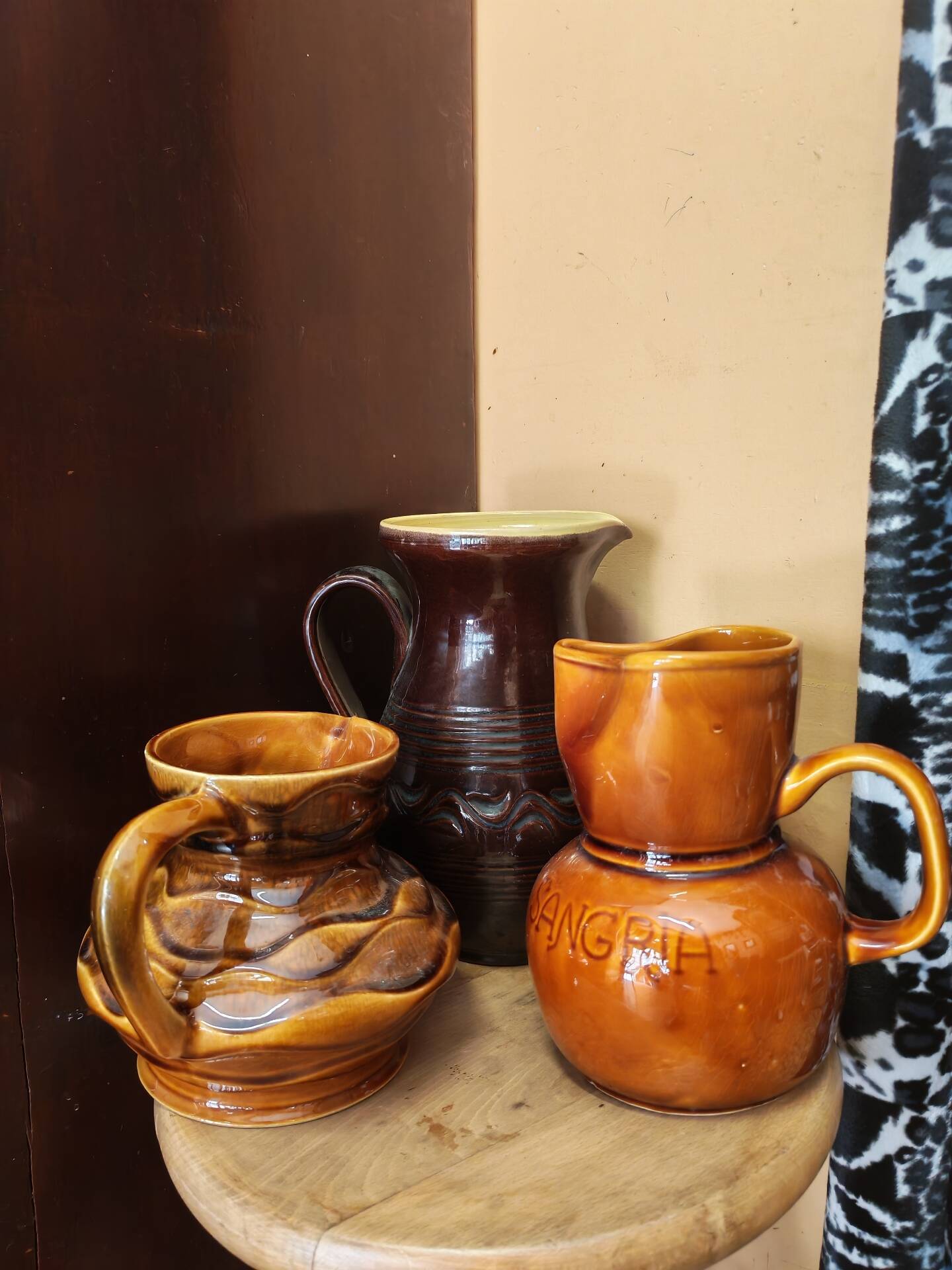 Trio de pichets en céramique émaillée vintage
