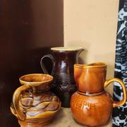 Trio de pichets en céramique émaillée vintage