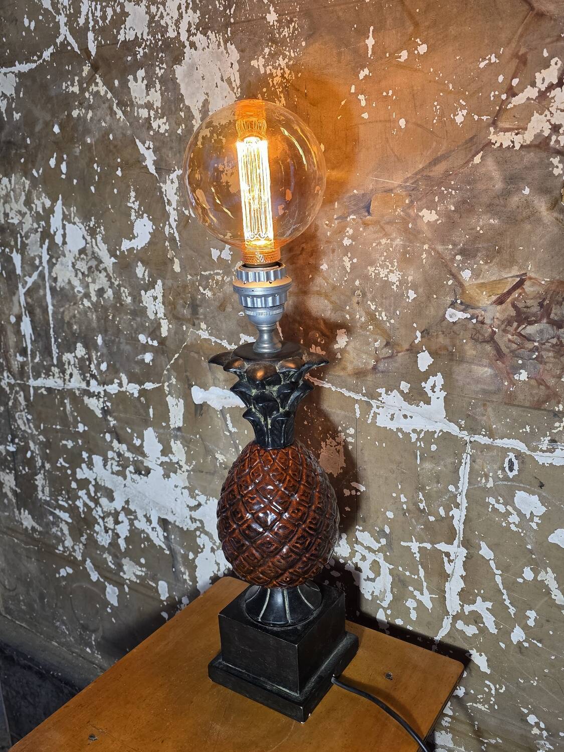 Pineapple lamp 🍍 Ugo Zaccagnini