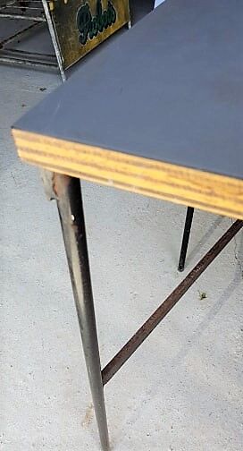 Pierre Paulin desk