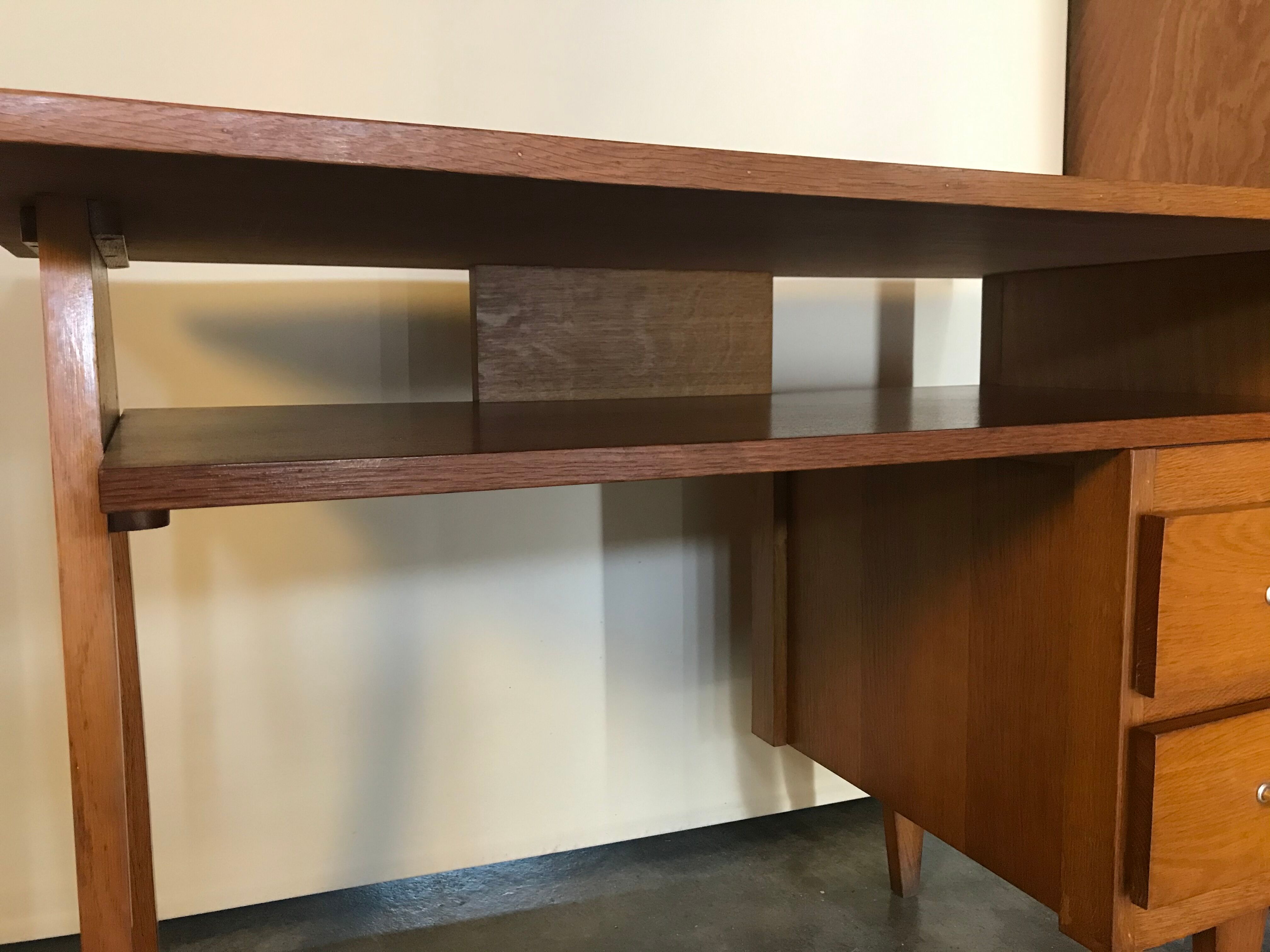 Modernist office Spirol scandinavian design compass feet