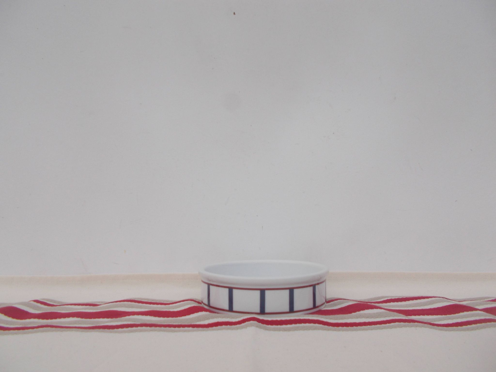 Set of 6 ramekins basque decoration
