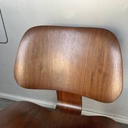 LCW LOUNGE CHAIR WOOD WALNUT BY CHARLES & RAY EAMES EVANS / HERMAN MILLER 1948-49