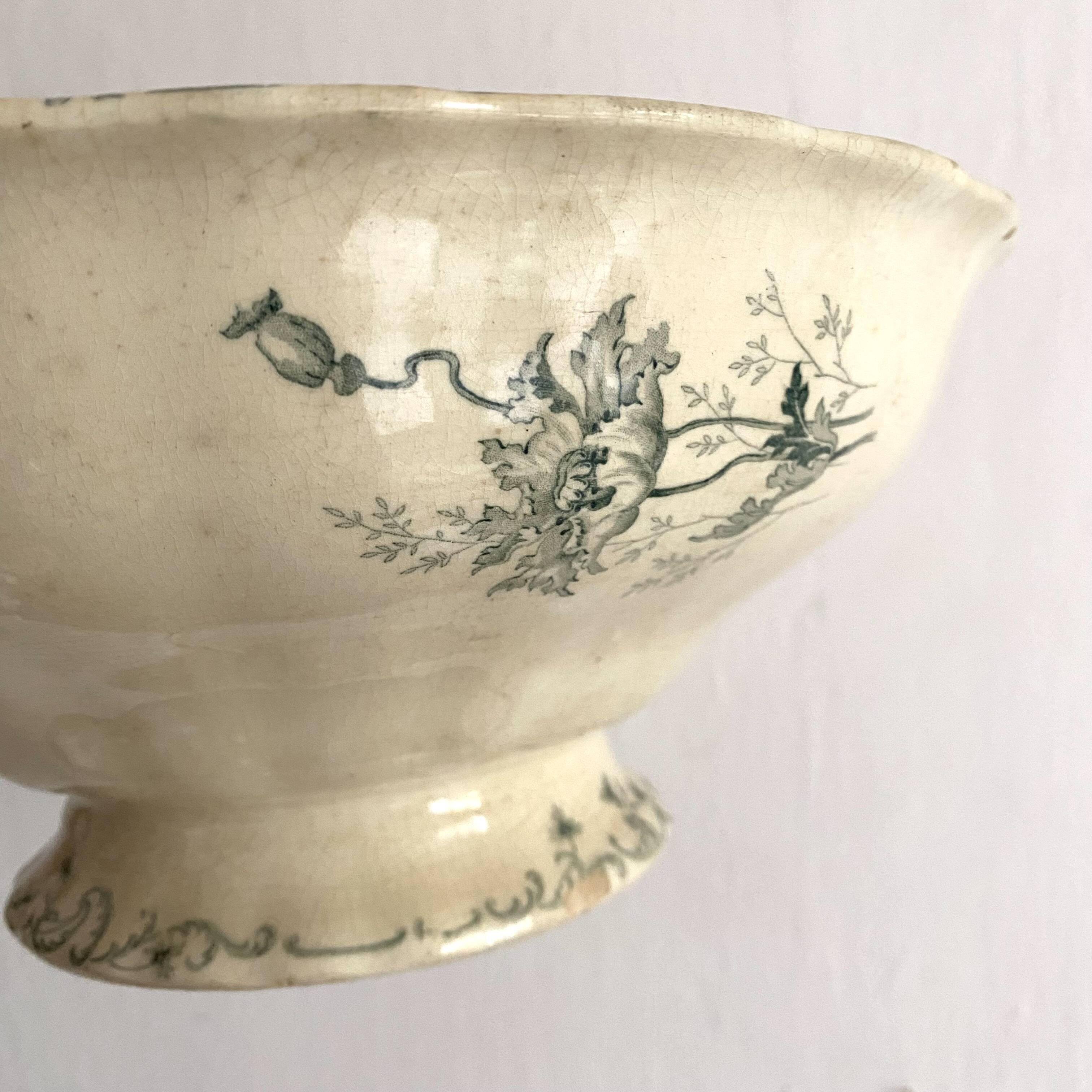 Old iron earth salad bowl, poppy model