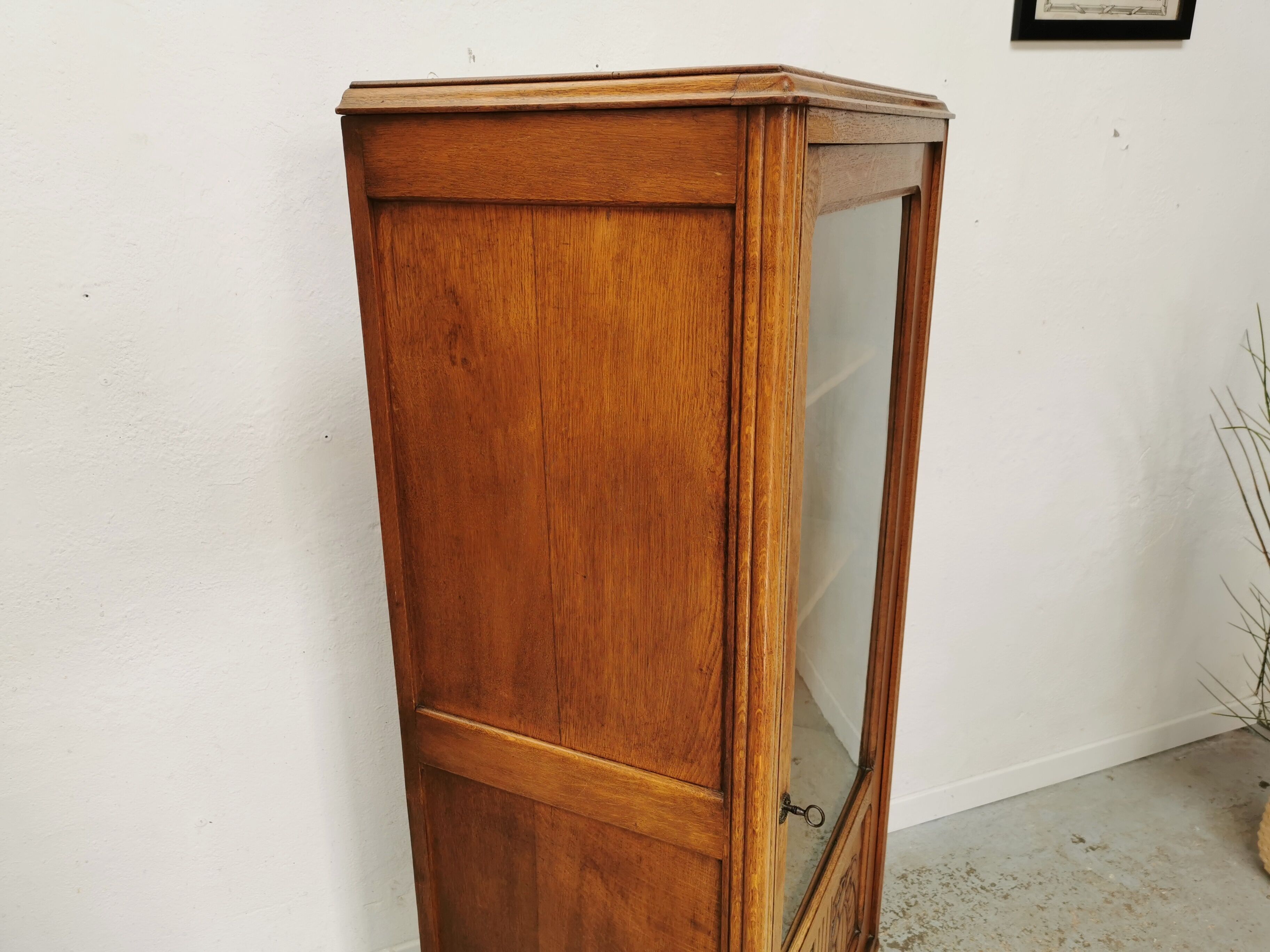 Parisian wardrobe Art Deco vintage showcase