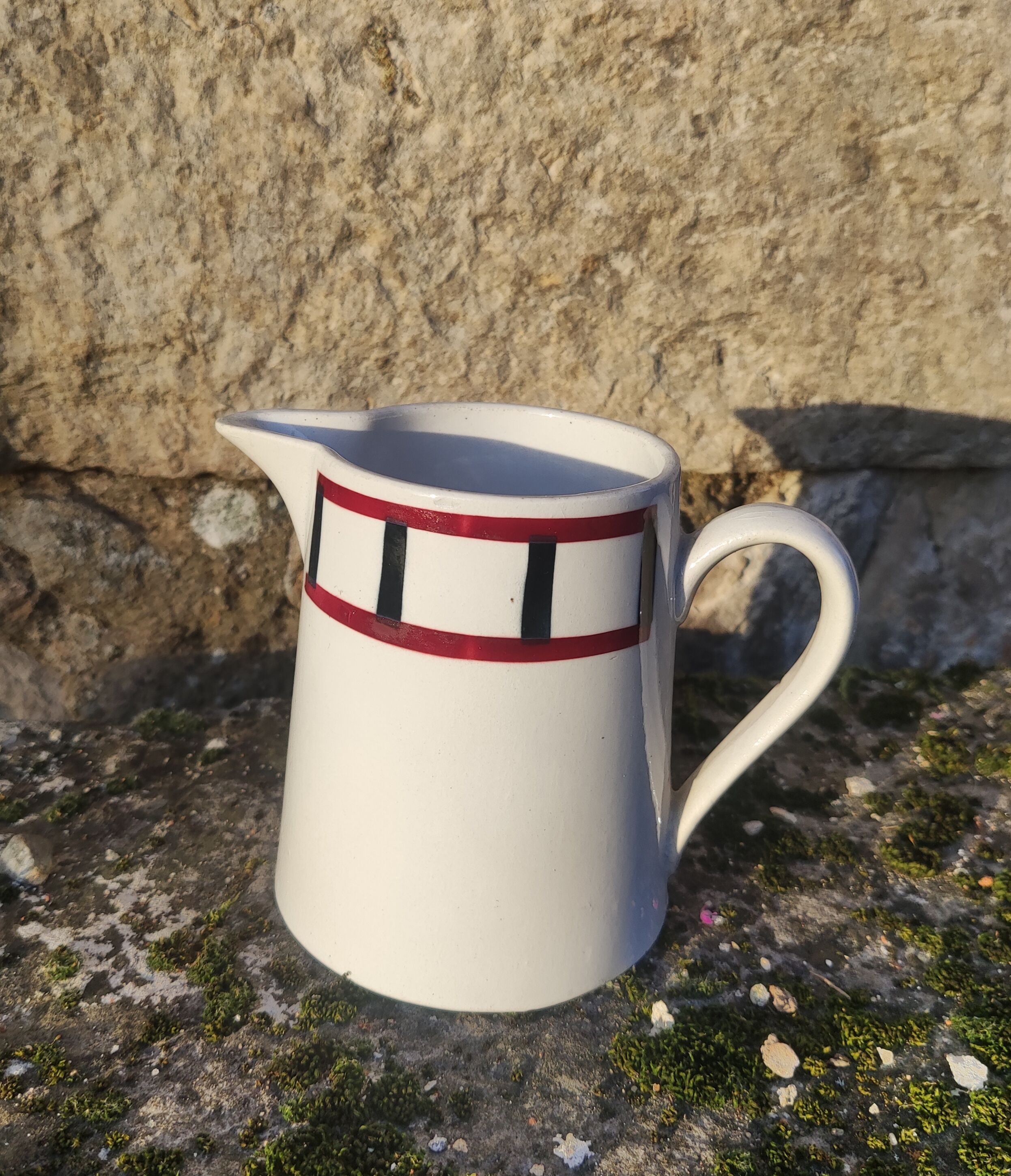 Basque pitcher in Badonviller earthenware