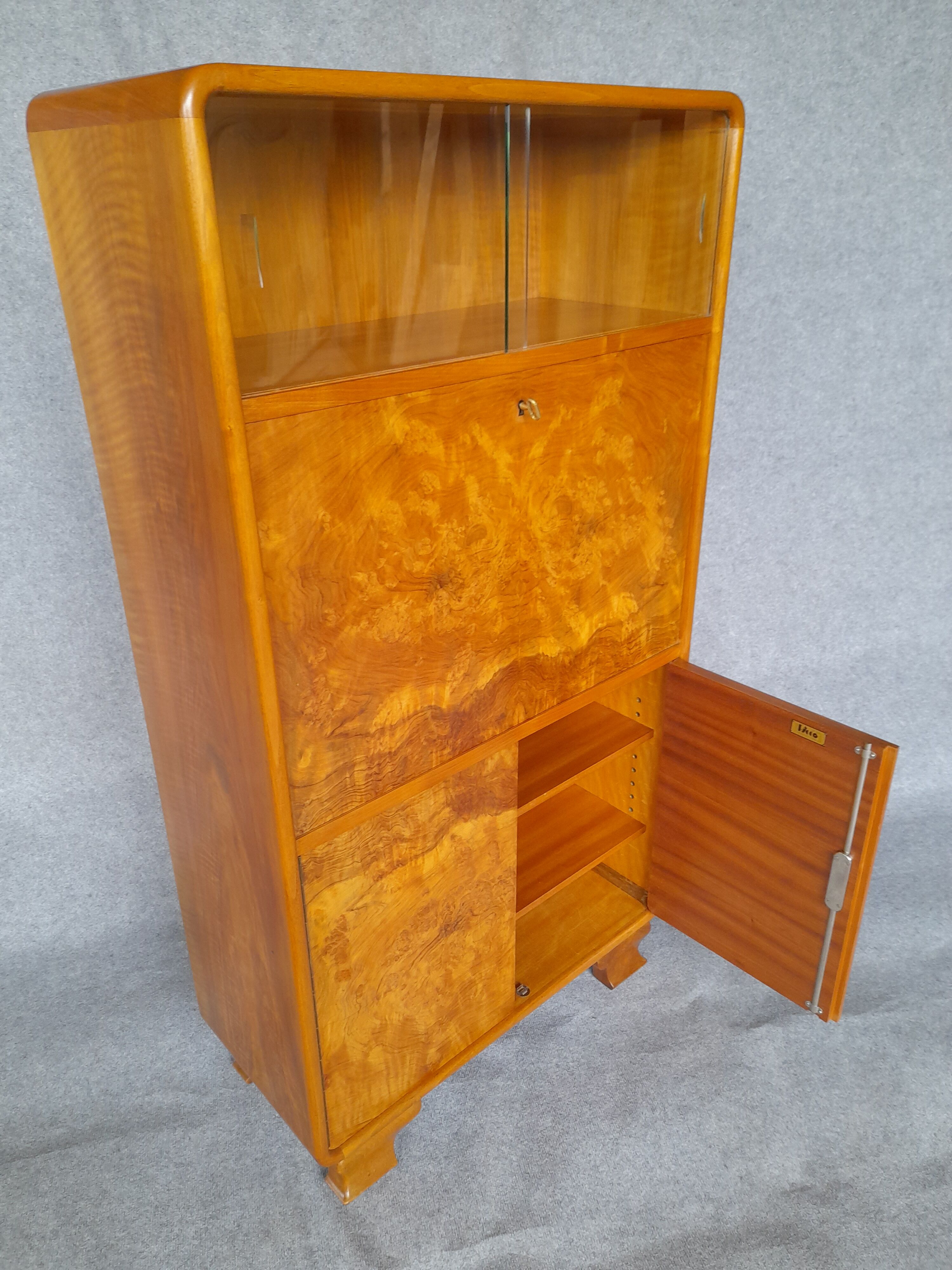 Art Deco secretary in walnut and walnut bramble