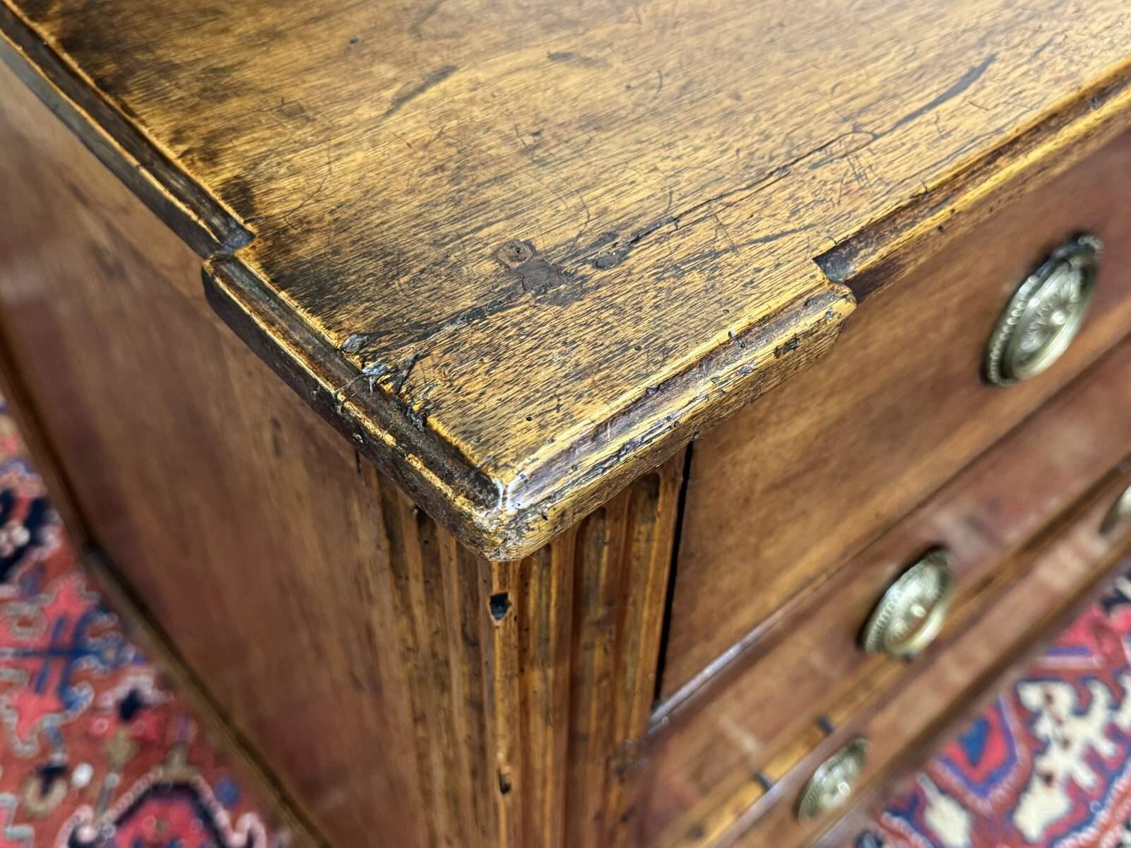 Louis XVI commode from the 18th century in walnut.