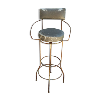 Bar stool