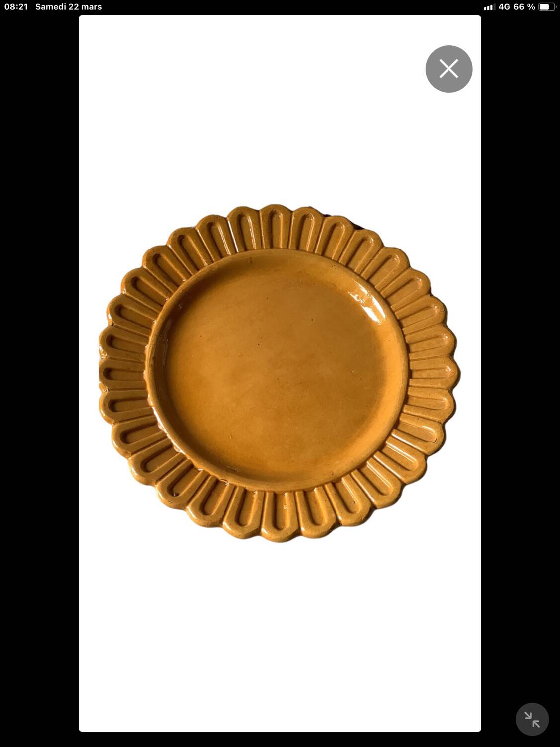 Grand plat “Soleil” en forme de fleur de