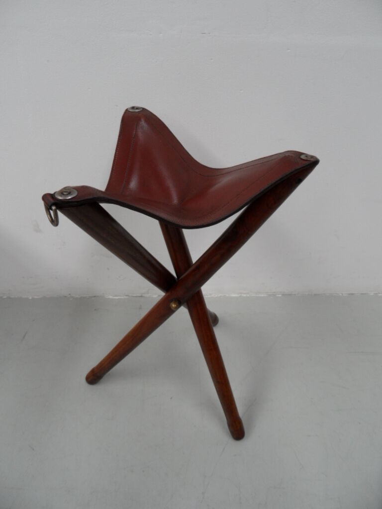 Vintage foldable country stool