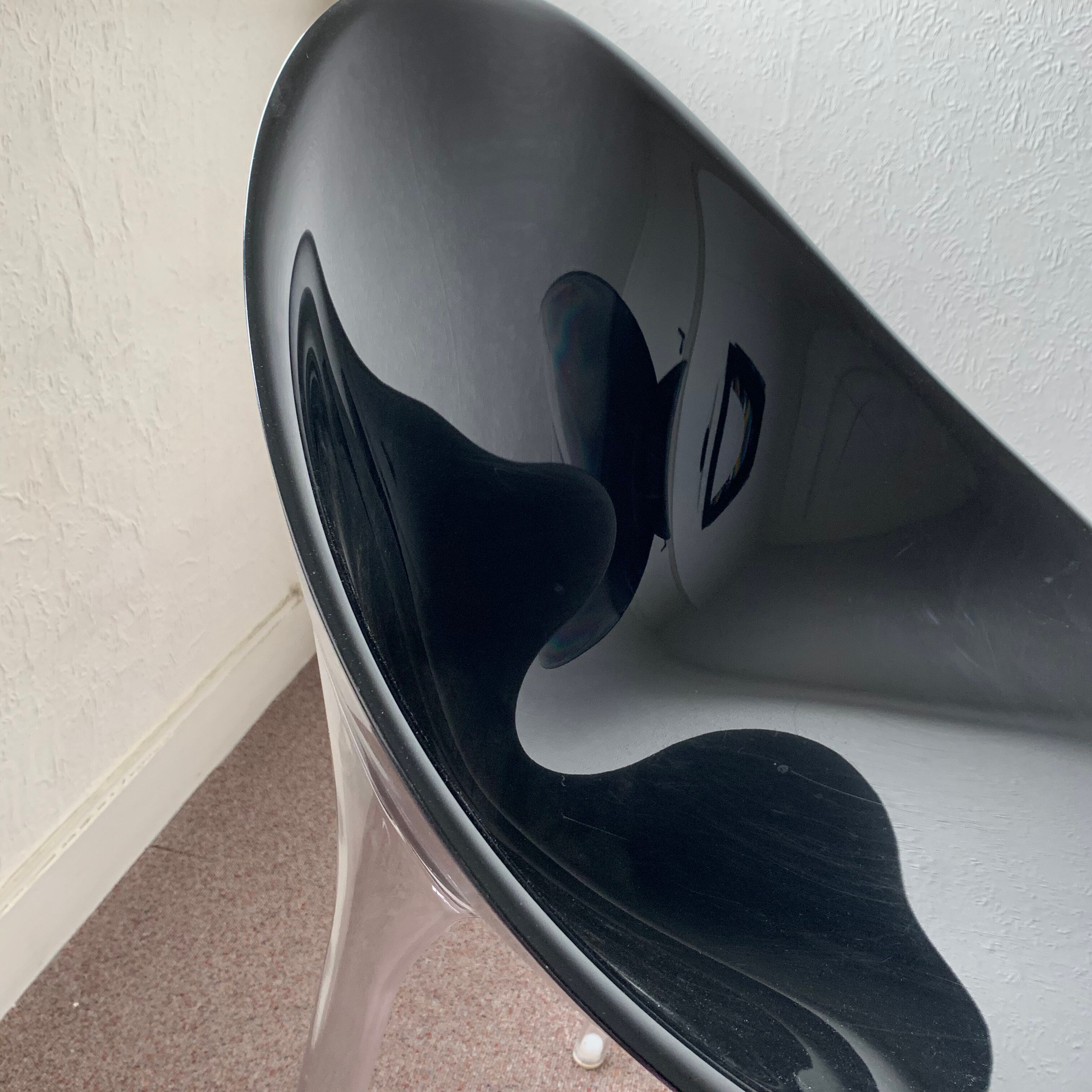 Chaises Mr.Impossible Kartell par Starck Selency