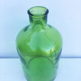 Vase green