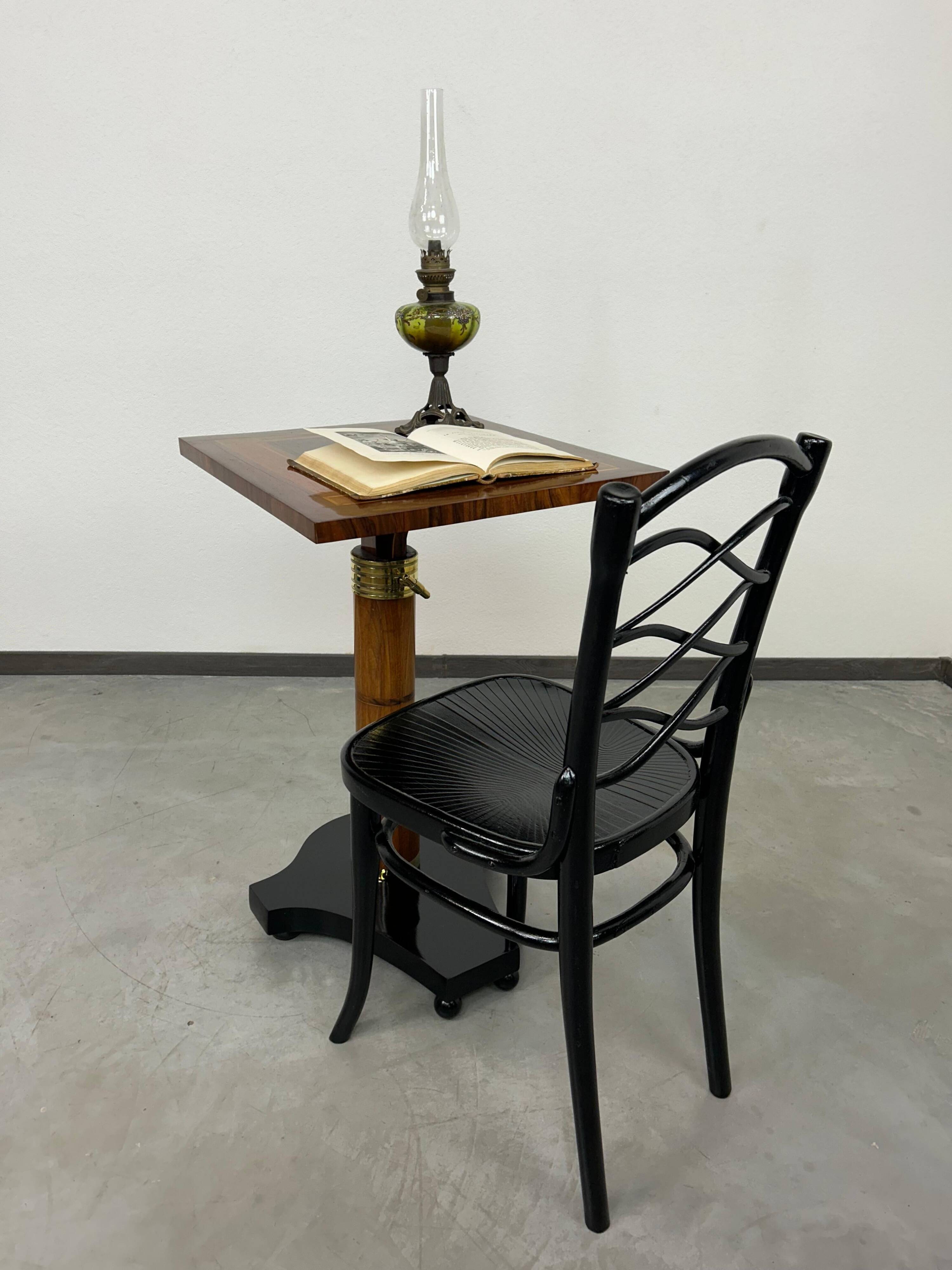 Table d'écriture ajustable avec incrustation Adam et Eve