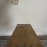 Farm table