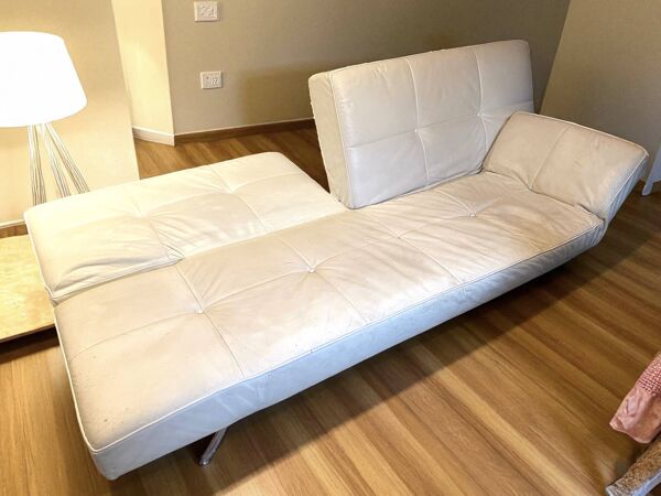 Canapé smala de cinna modulable convertible en cuir blanc - ligne roset