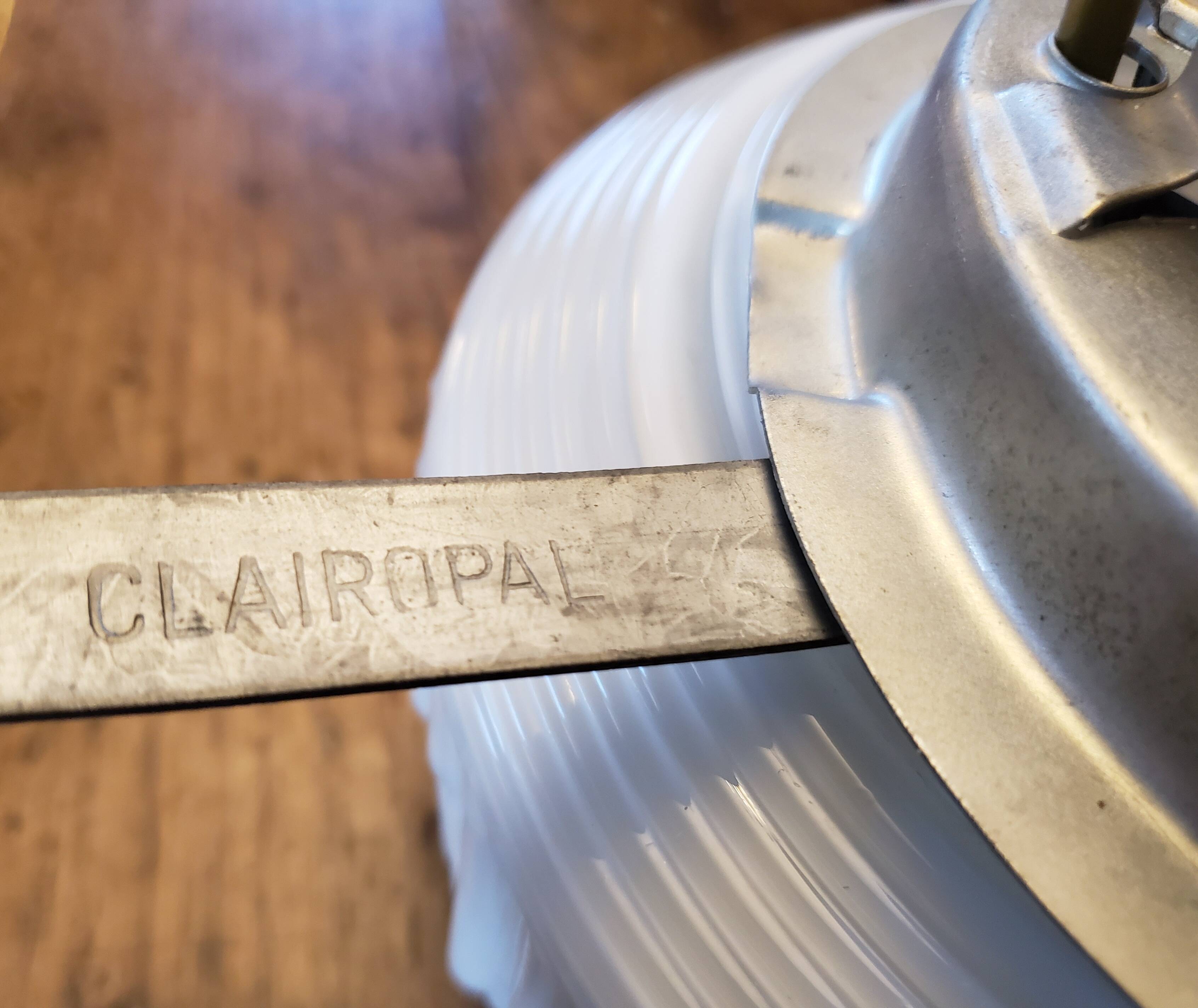 Ceiling, apply in white opaline