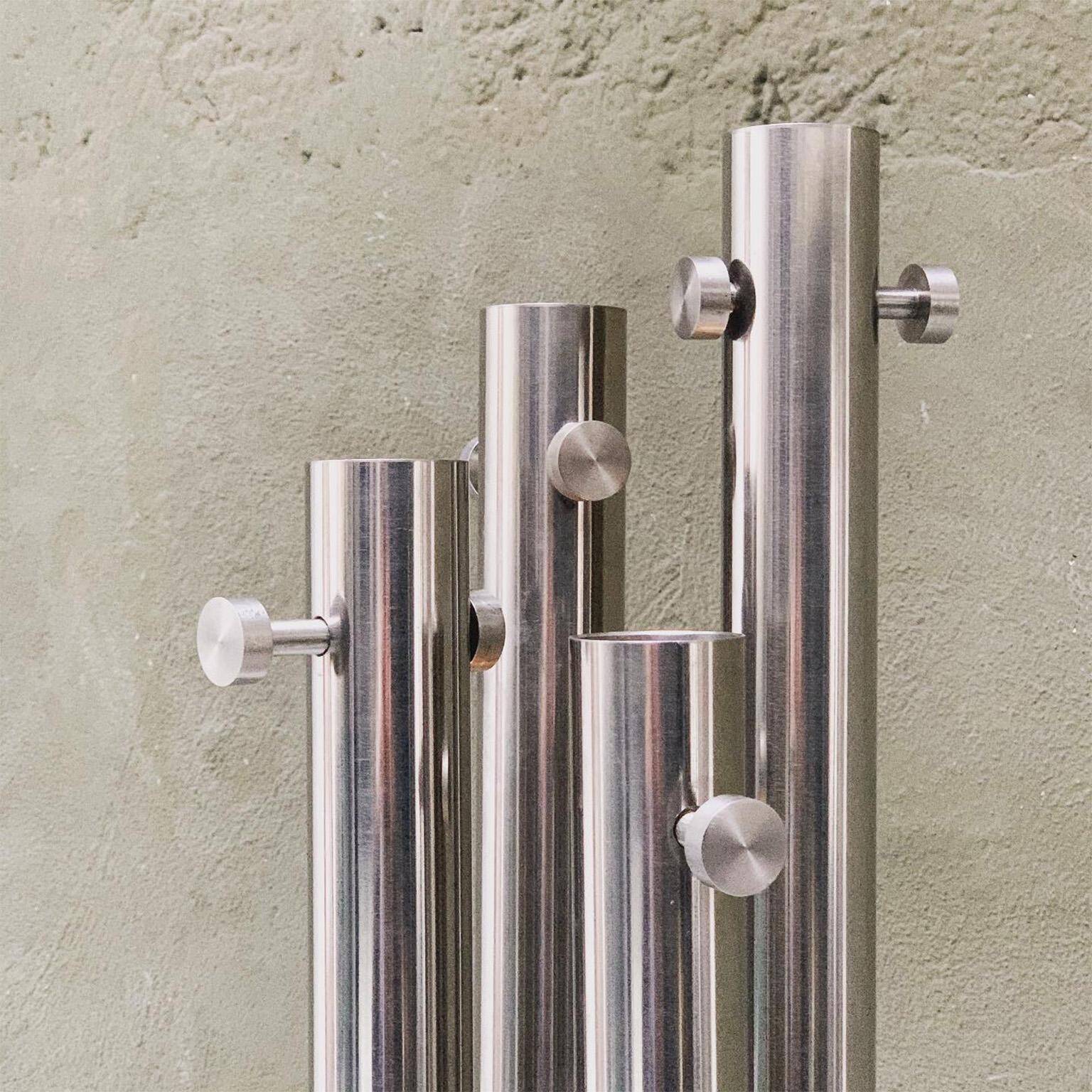 Sculptural lamp - coat rack in steel and marble, Italian, Space Age, Decorative