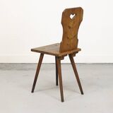 Chaise d'art populaire primitif