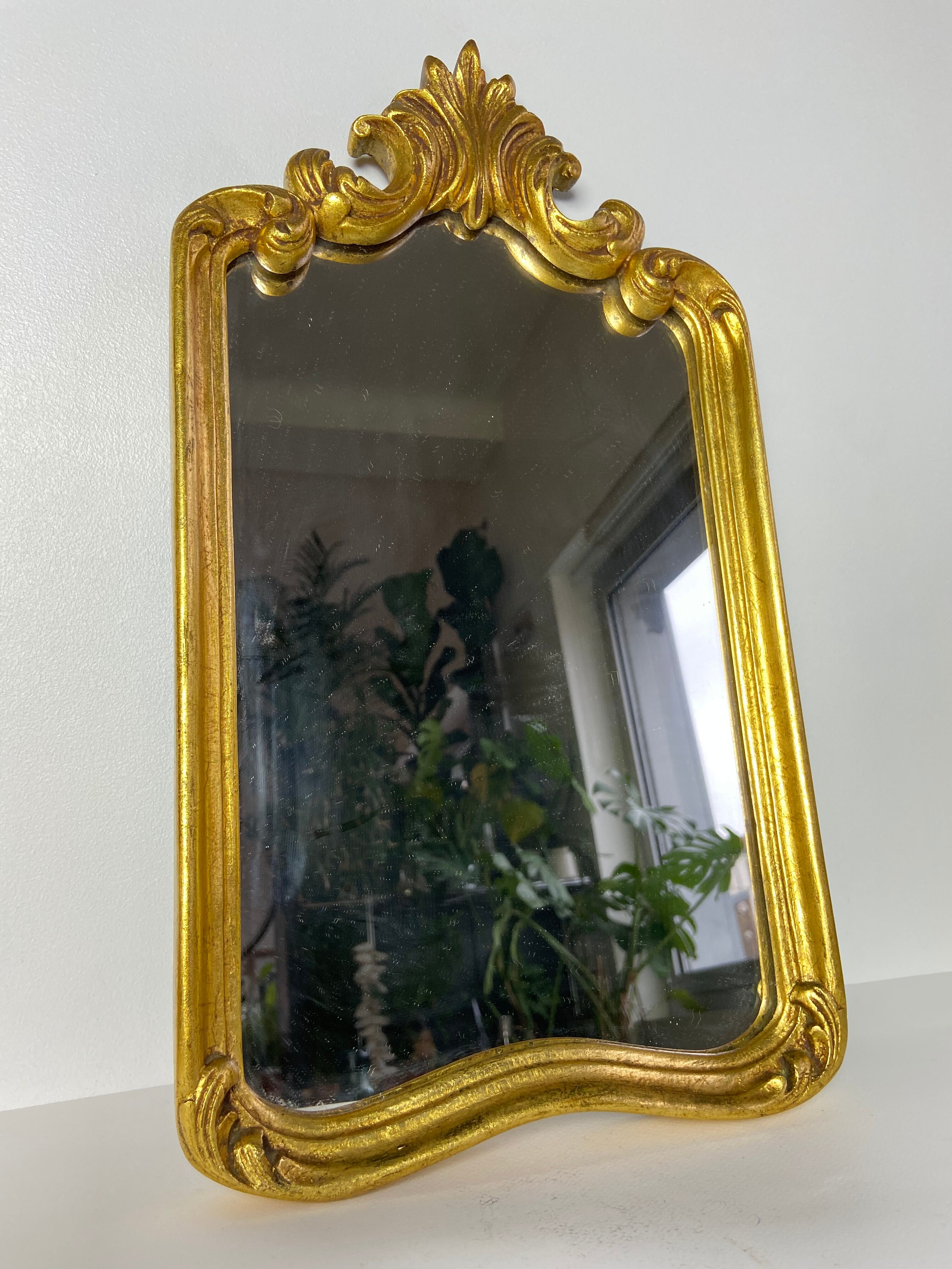 Miroir classique doré 45 x 25 cm