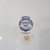 Serving dish of Bourgeois model Fontanges, iron