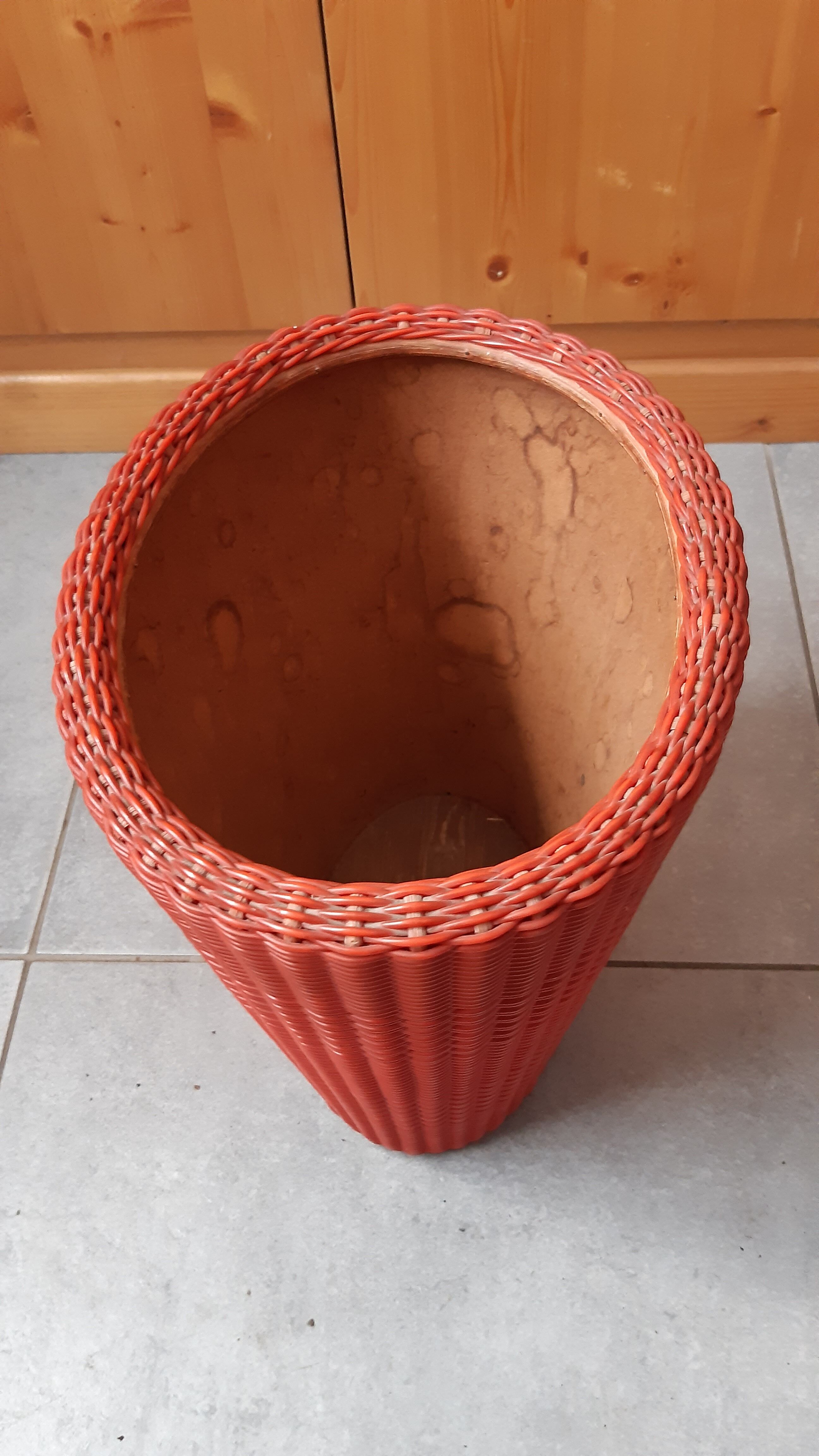 Vintage paper basket