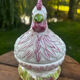 Superbe terrine en barbotine zoomorphe poule Caugant
