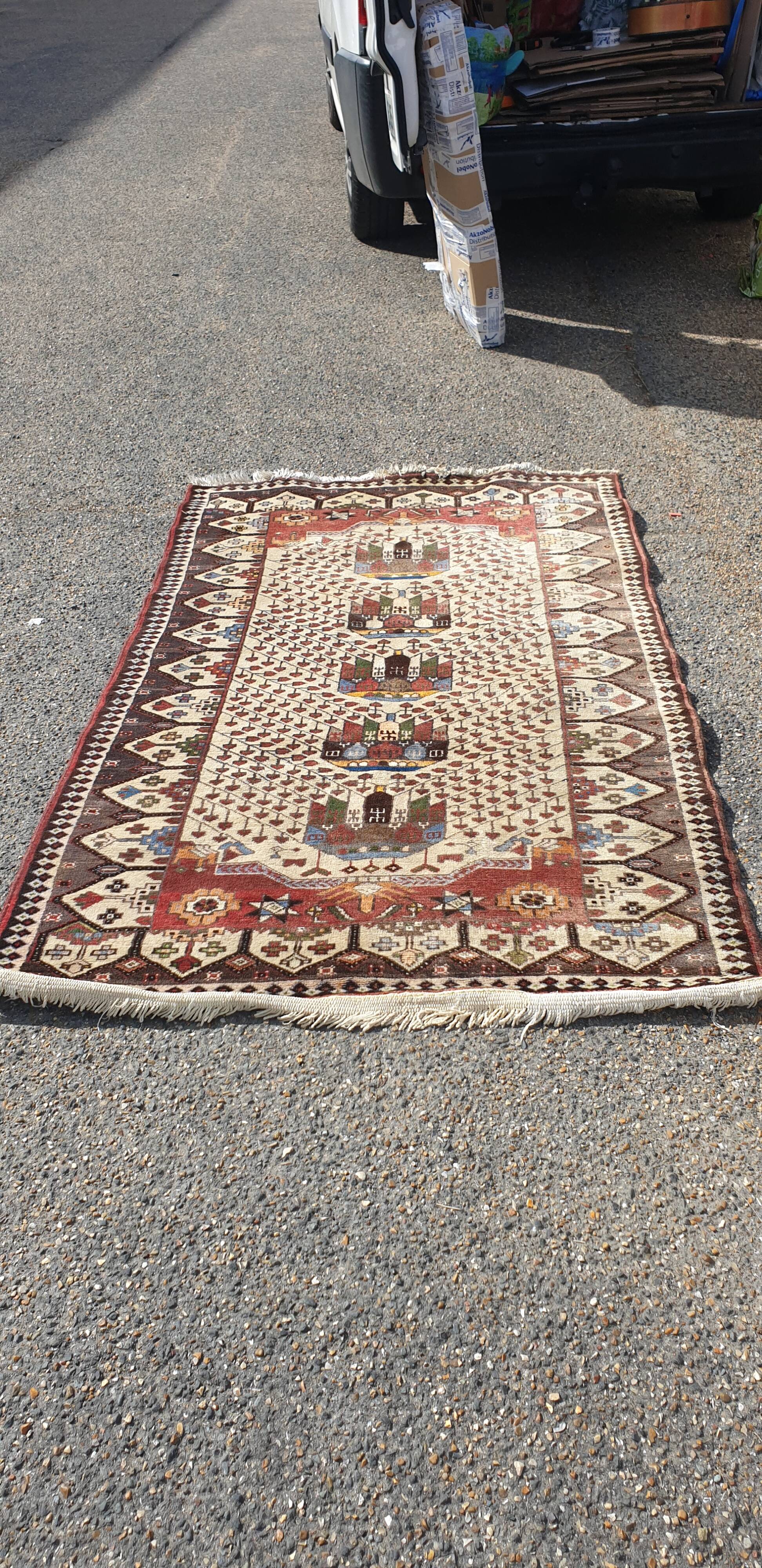 Oriental wool rug entirely handmade