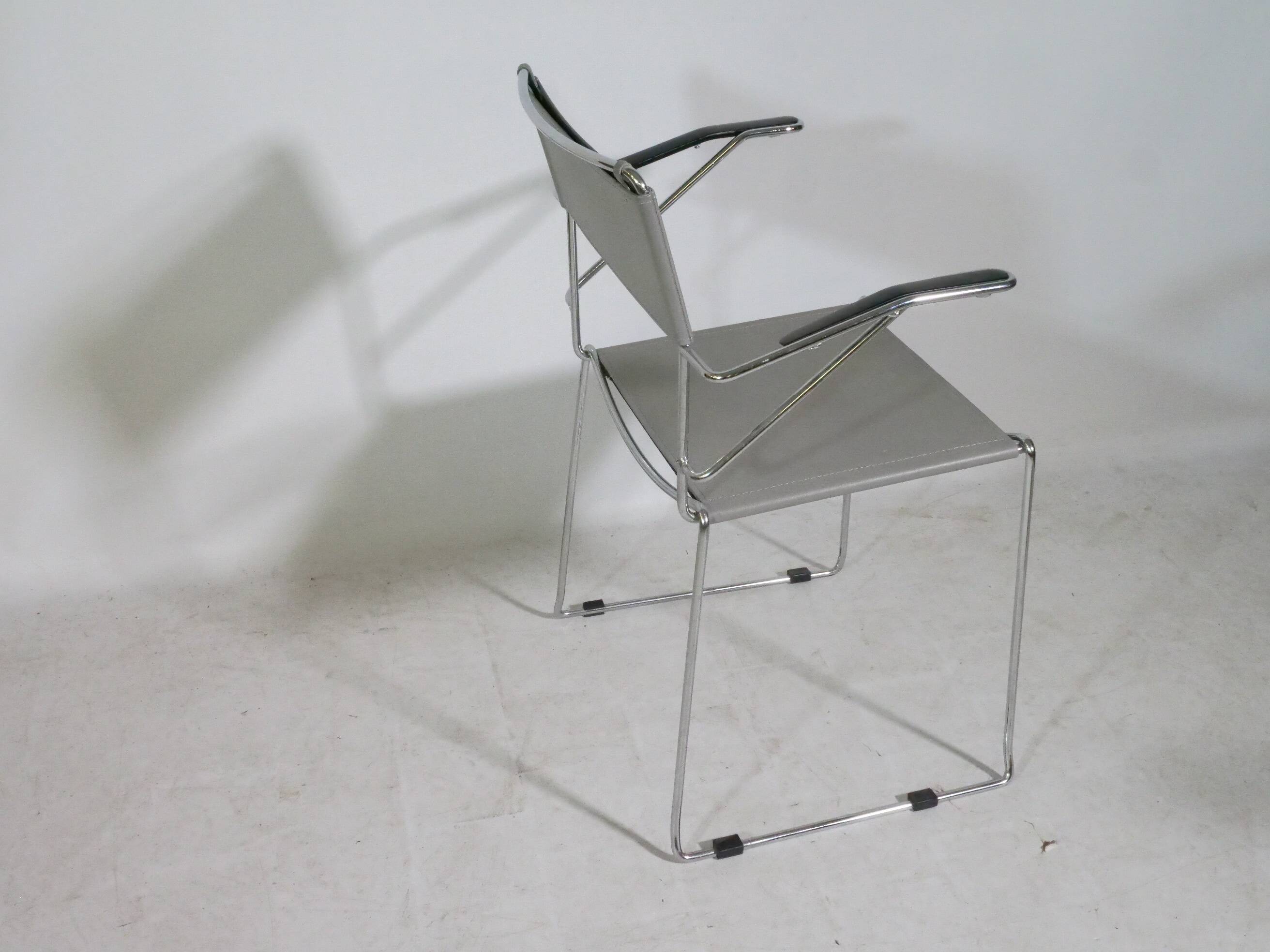 Mid-Century Design Chrome and Leather Chairs from Italy, Set of 4, 1970s