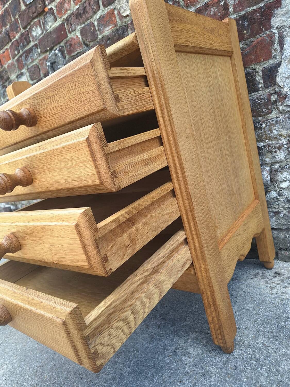 Guillerme and Chambron chest of drawers, Your Home furniture, chiffonier, semai