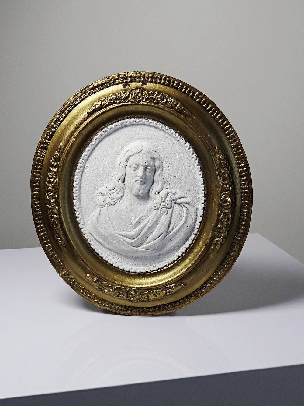 Religious wall medallion Christ plaster antique 19th century Louis XVI style 19th century