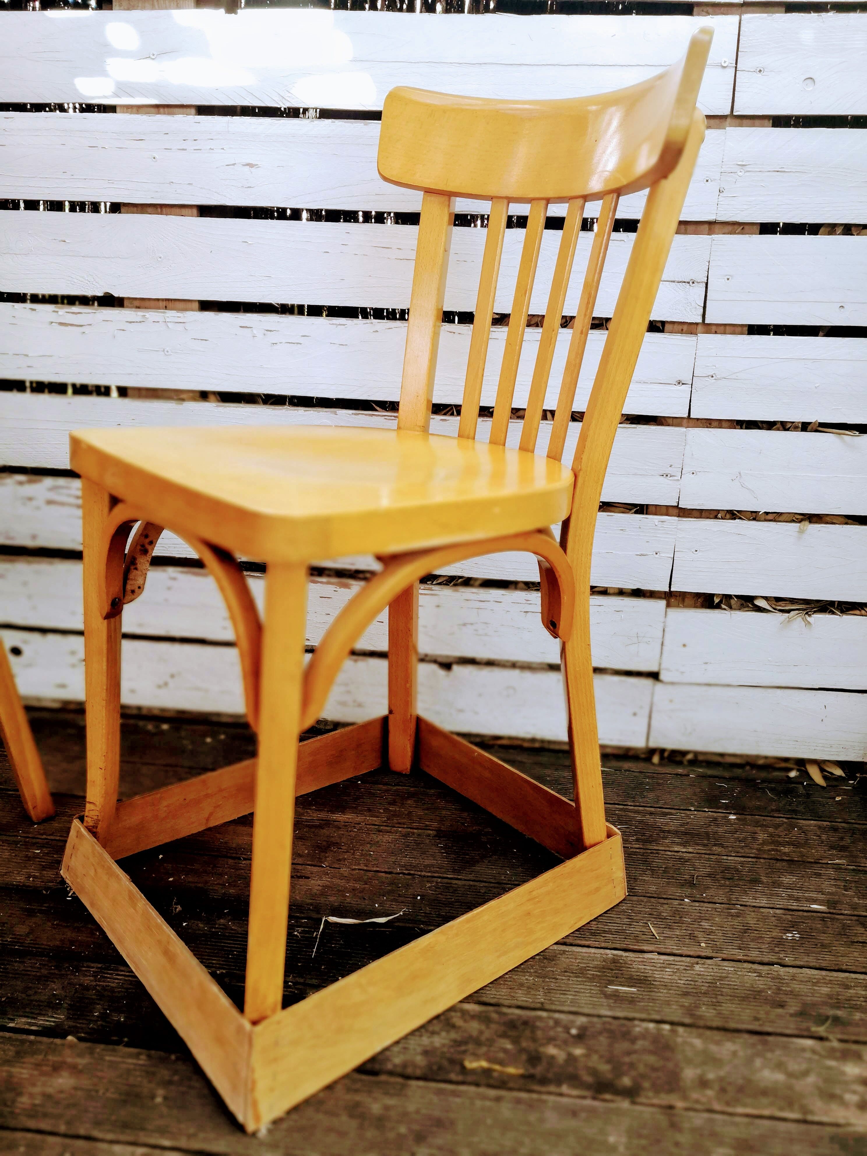 Série de 4 chaises bistrot Baumann