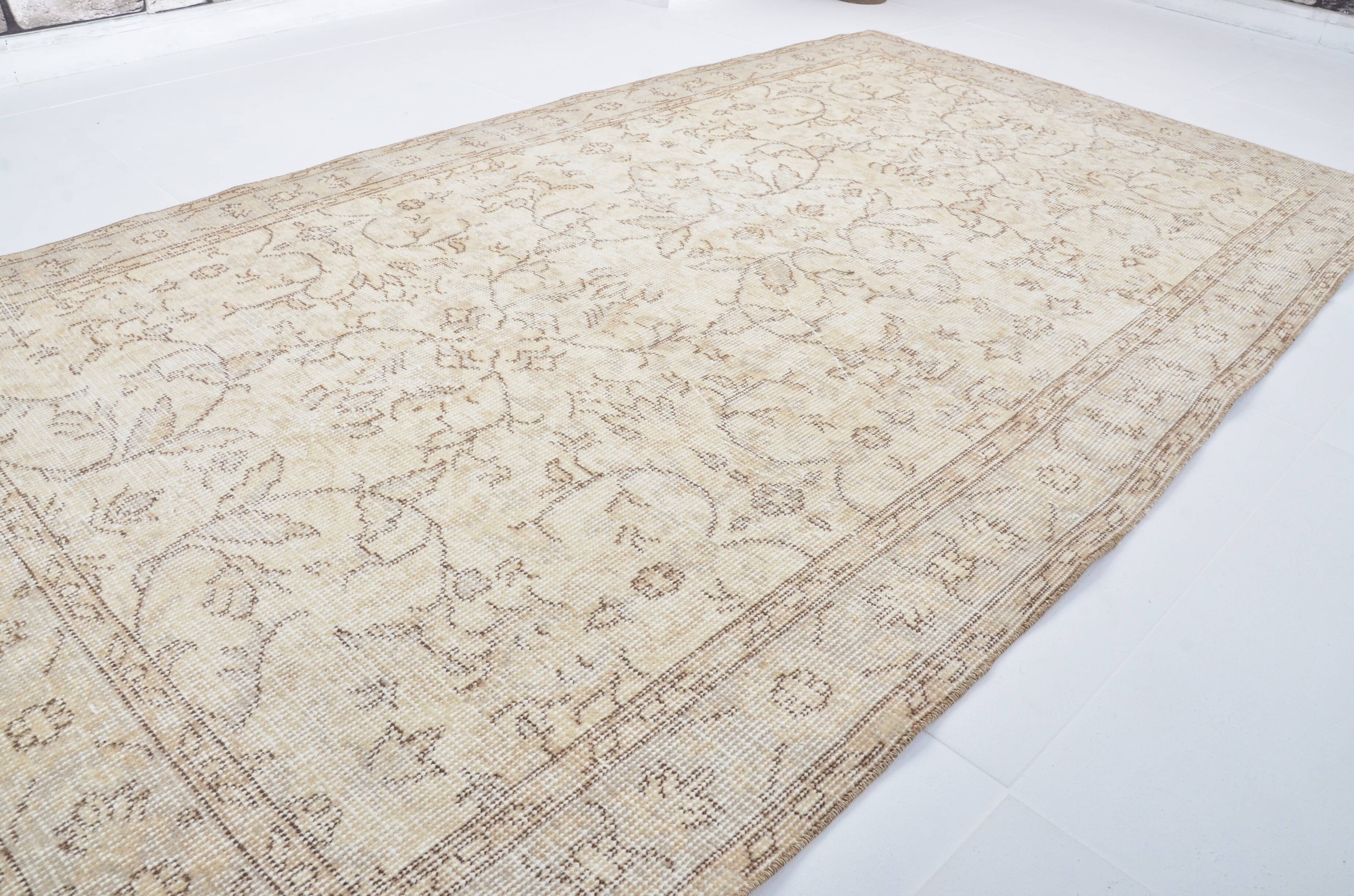 Anatolian Floral Handknotted Rug sku 3344