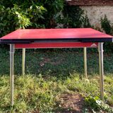 Table formica rouge