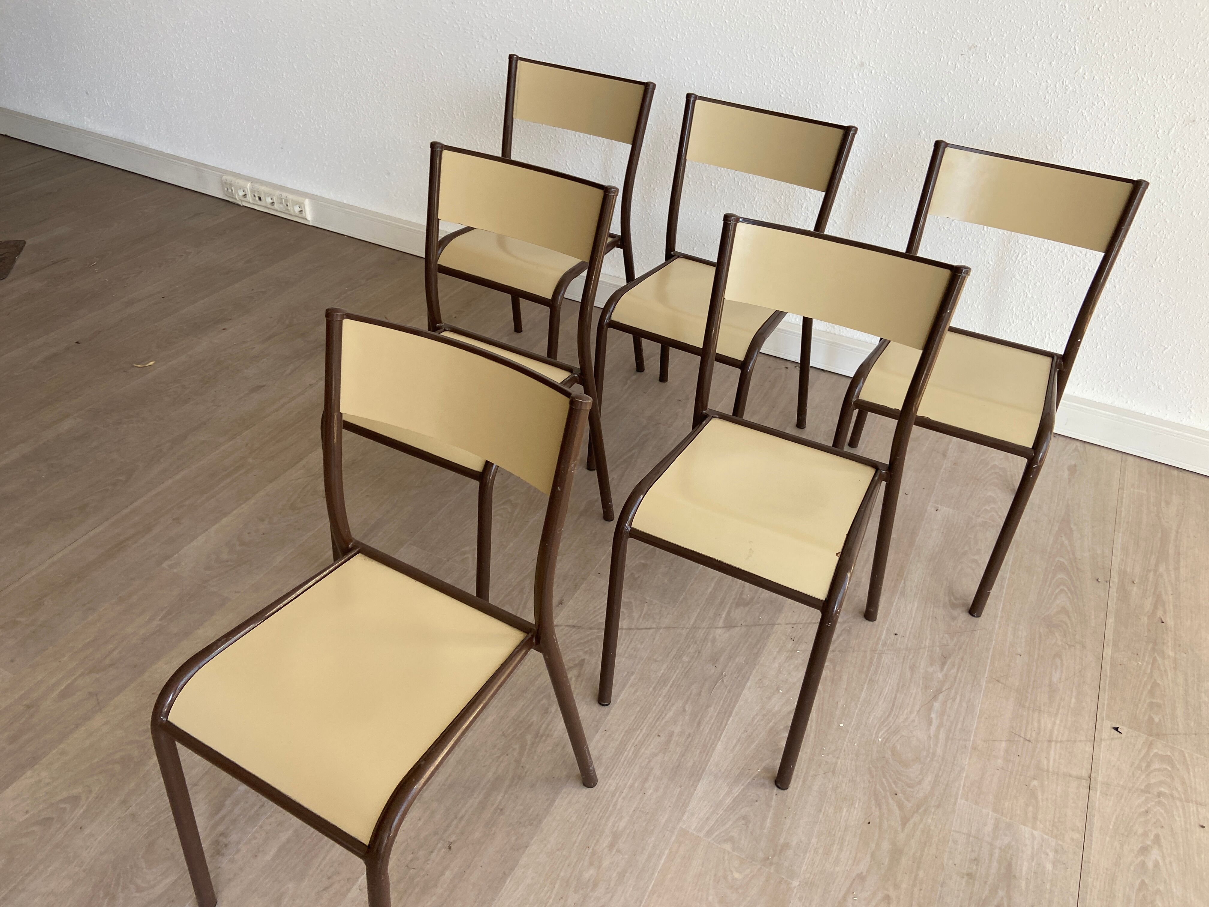 Set of 6 industrial chairs 1980