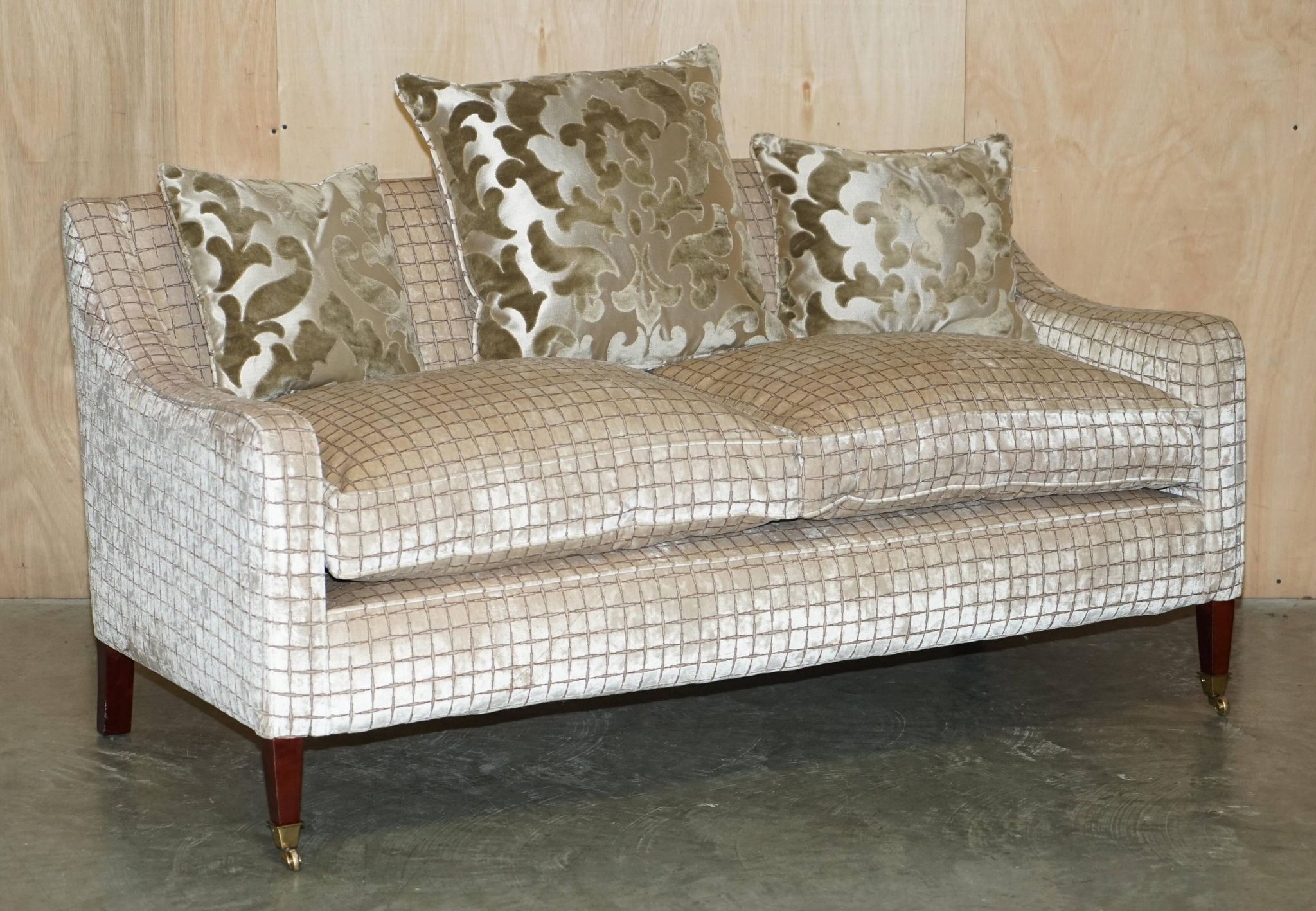 Canapé et repose-pieds en tissu, faits main en Angleterre