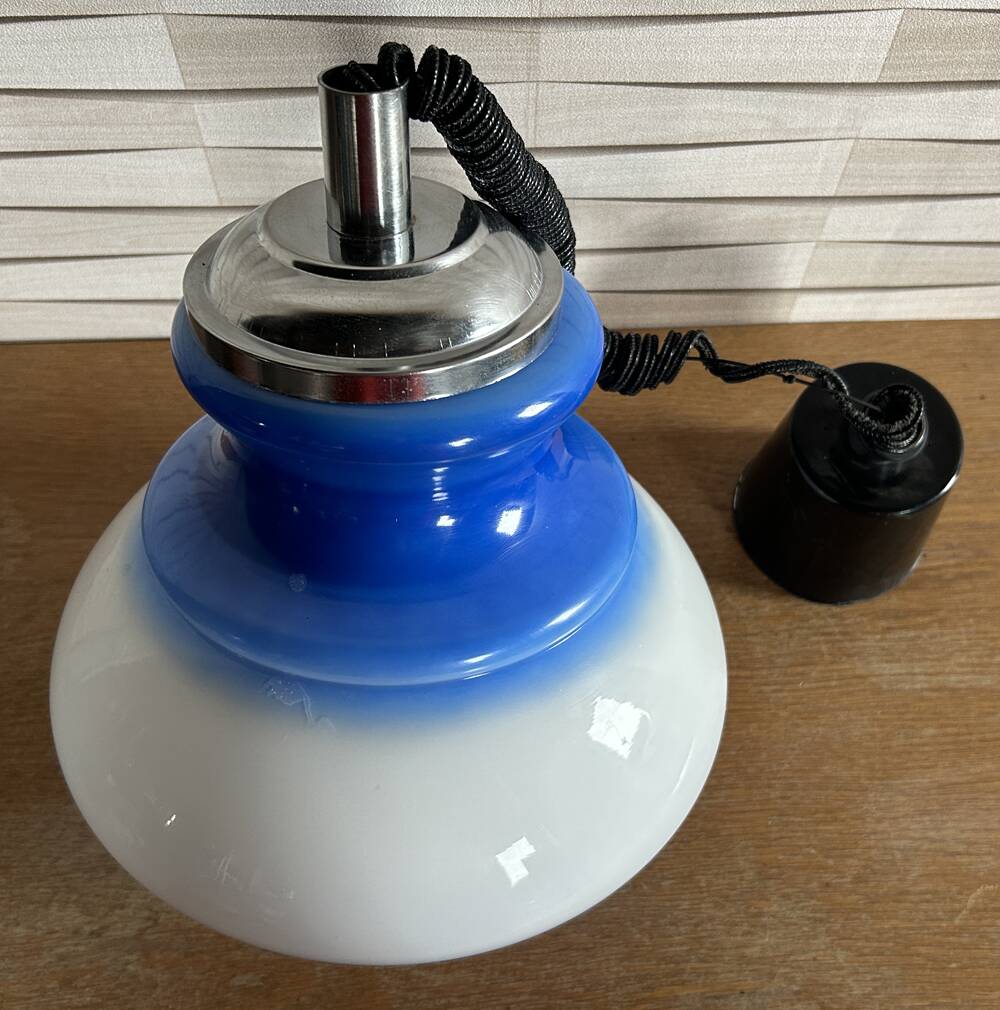 Opaline suspension goes up and down, vintage, 70s