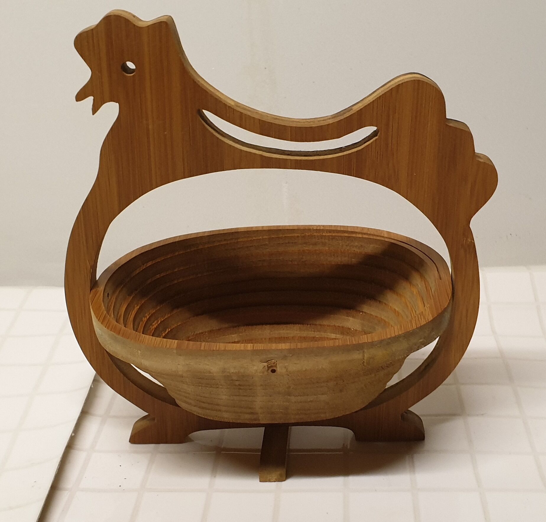 Foldable fruit basket, under dish