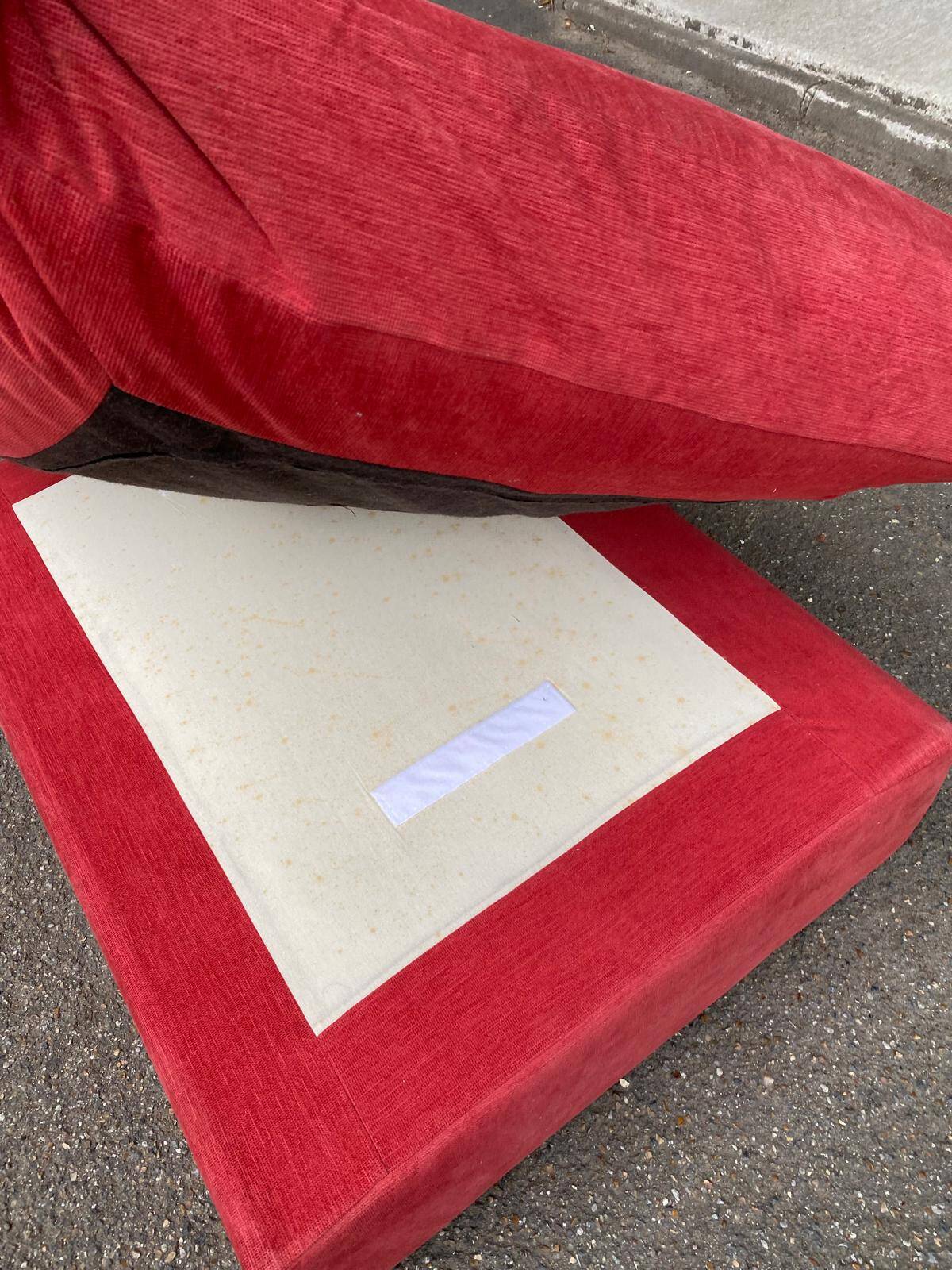 Large burgundy velvet pouf