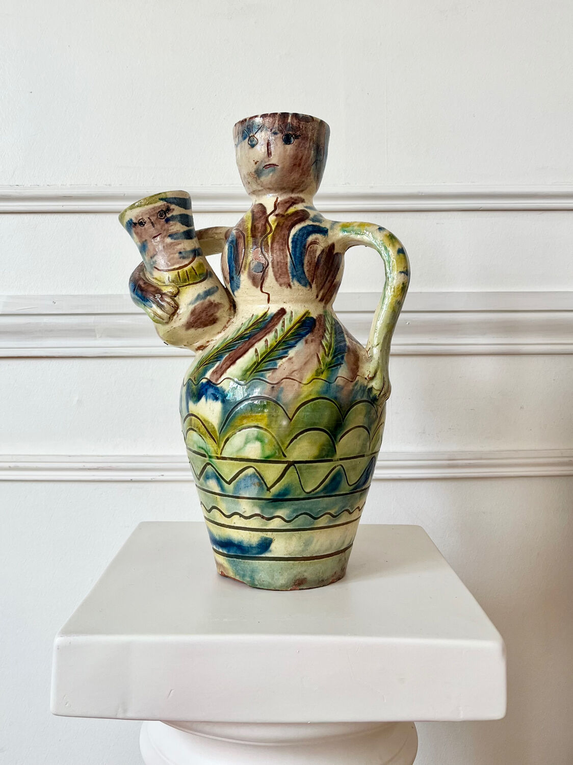 Anthropomorphic ceramic vase