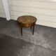 Ancienne table basse guéridon d'époque du XXème siècle