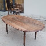 Burgundian oval farm table in 19th century solid oak with shutters - 1m93
