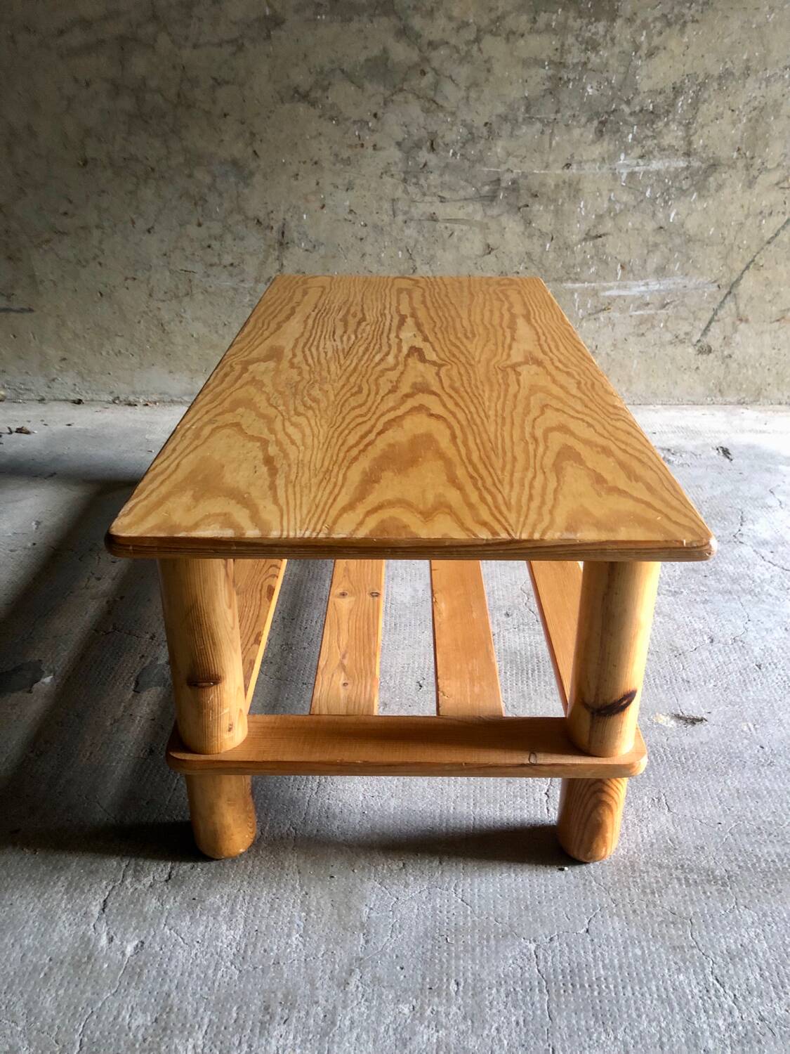 Table basse pin design suédois 1960/70