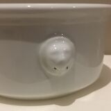 Plat en céramique blanche