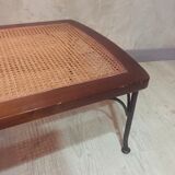 Carry baggage in caning of the barn House