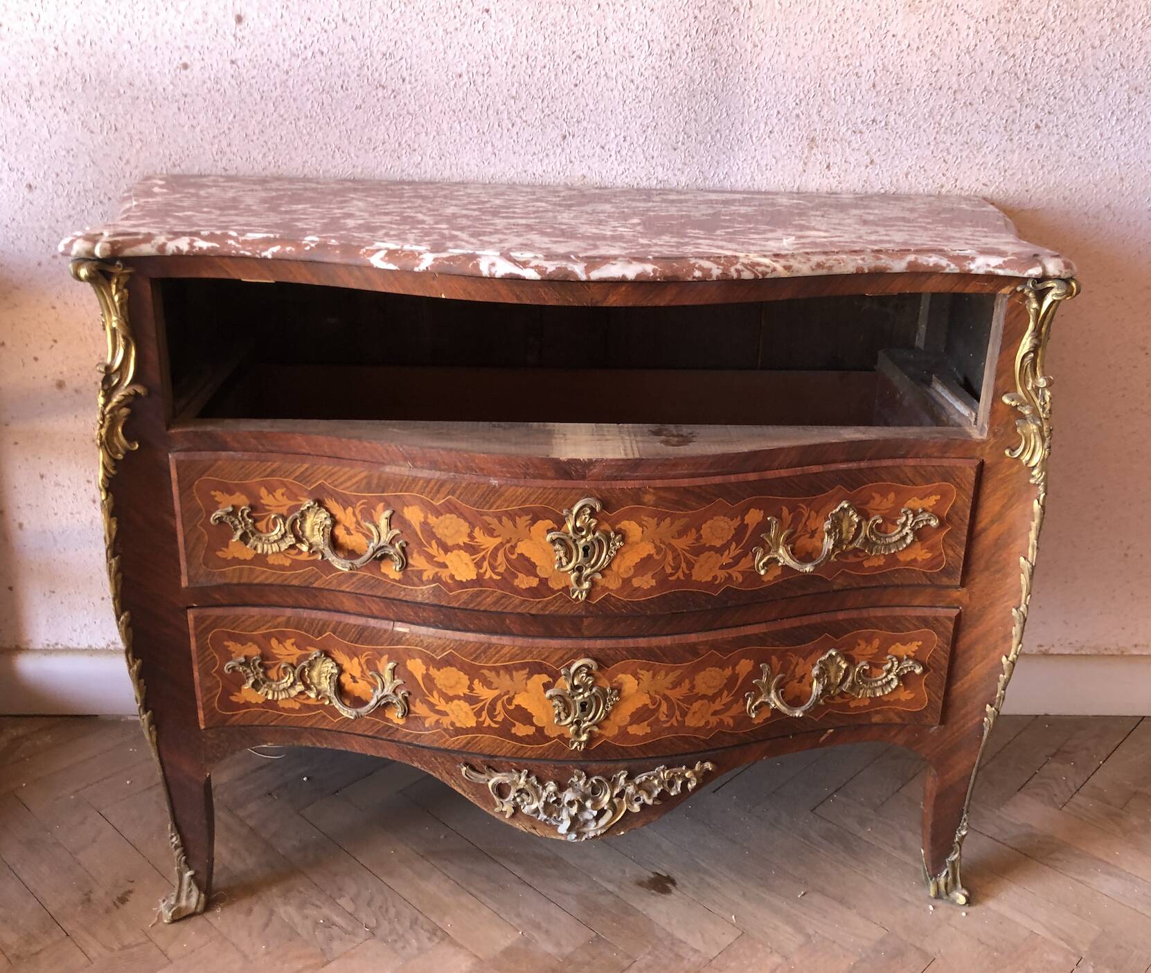 Louis XV style commode – floral marquetry – marble top – gilded bronzes